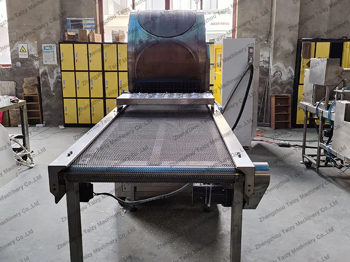 Taizy Injera Production Line Used In Ethiopian Food Factory 3 Cooling conveyor